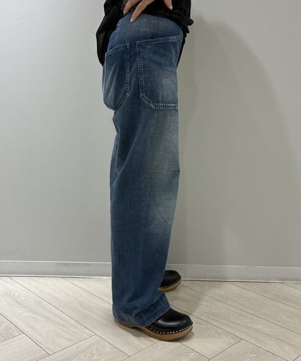モモさんの「BEAMS WOMEN｜【別注】BUZZ RICKSON'S / USN デニム トラウザーズ」を使ったコーディネート