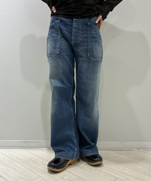 モモさんの「BEAMS WOMEN｜【別注】BUZZ RICKSON'S / USN デニム トラウザーズ」を使ったコーディネート