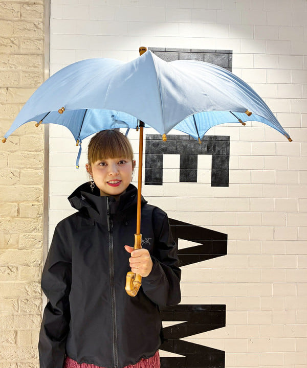 りかちょび/岸本梨佳さんの「BEAMS WOMEN｜カット シャーリング スカート」を使ったコーディネート