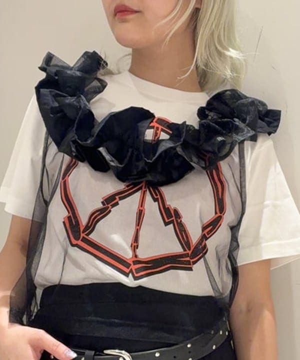 はっとりさんの「BEAMS WOMEN｜〈WOMEN〉FUJI ROCK FESTIVAL'26 / EISUKE HOSHI / P2A6E TEE」を使ったコーディネート