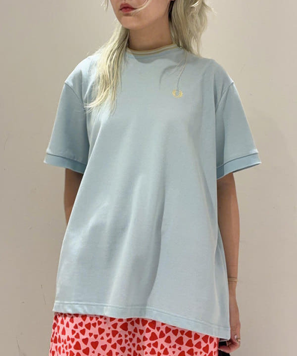 はっとりさんの「BEAMS WOMEN｜【別注】FRED PERRY / リラックスド ピケ Tシャツ」を使ったコーディネート