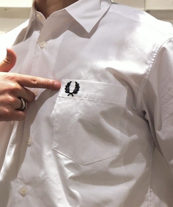 KUROCHANさんの「BEAMS WOMEN｜BEAMS｜【別注】FRED PERRY / Broad Short Sleeve Shirts｜半袖｜ブロード生地 上品｜別注 」を使ったコーディネート