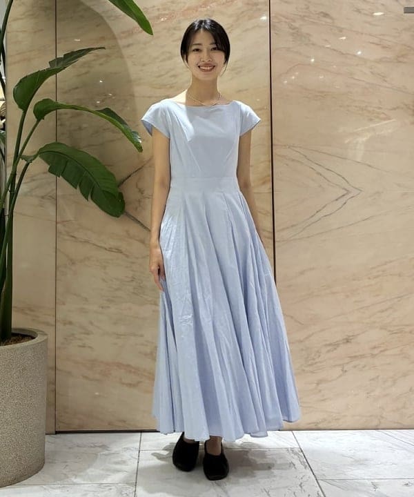 茂野 真楓さんの「BEAMS WOMEN｜MARIHA / 月の夢 ワンピース ソリッド」を使ったコーディネート