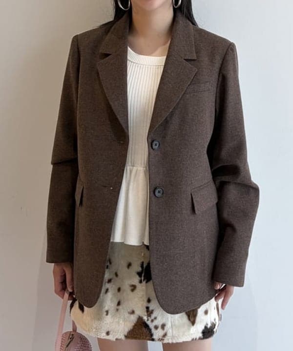 マツド ユメカさんの「BEAMS WOMEN｜ギャザー ペプラム ノースリーブ トップス」を使ったコーディネート