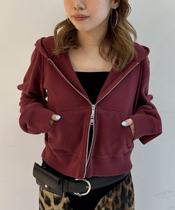 まゆちゃんさんの「BEAMS WOMEN｜ベロア プリント レース ヘム スカート」を使ったコーディネート