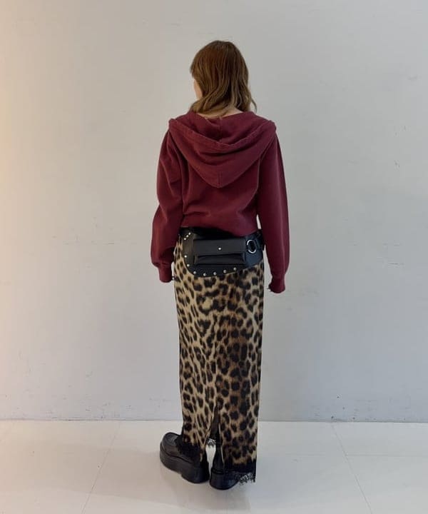 まゆちゃんさんの「BEAMS WOMEN｜ベロア プリント レース ヘム スカート」を使ったコーディネート