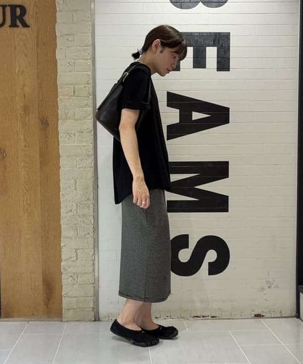 マツミヤさんの「BEAMS WOMEN｜【別注】FRED PERRY / リラックスド ピケ Tシャツ」を使ったコーディネート