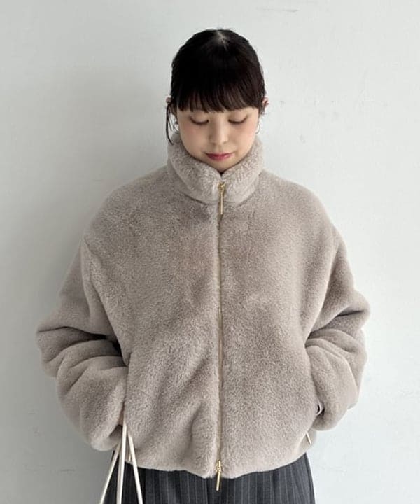 りかちょび/岸本梨佳さんの「BEAMS WOMEN｜【別注】TATRAS / ARIANNA ブルゾン」を使ったコーディネート