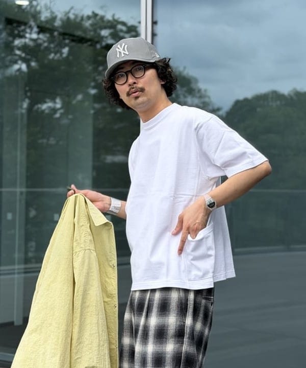 BAKU(東江 漠)さんの「BEAMS WOMEN｜サイドポケット Tシャツ【ワイドフィット】」を使ったコーディネート