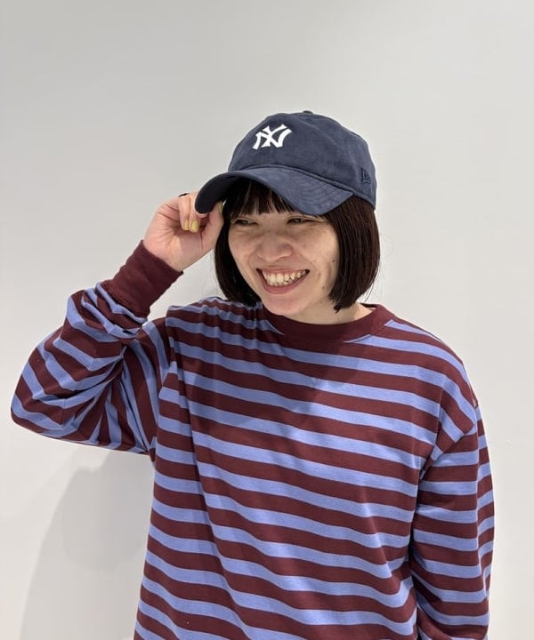 クロサワさんの「BEAMS WOMEN｜【別注】NEW ERA / 940 シンセティックスウェード MLB キャップ」を使ったコーディネート