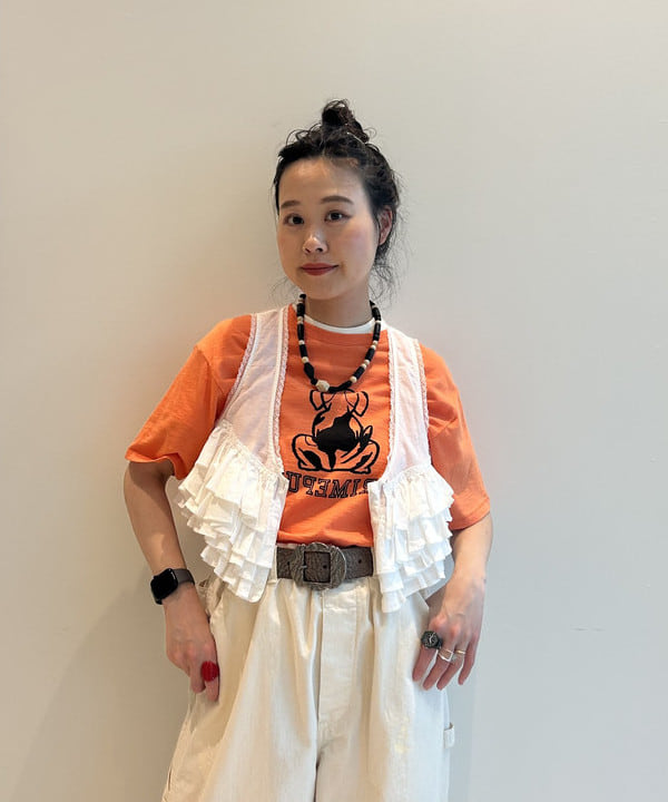 清水 彩乃さんの「BEAMS WOMEN｜ボーイ ドッグ Tシャツ」を使ったコーディネート