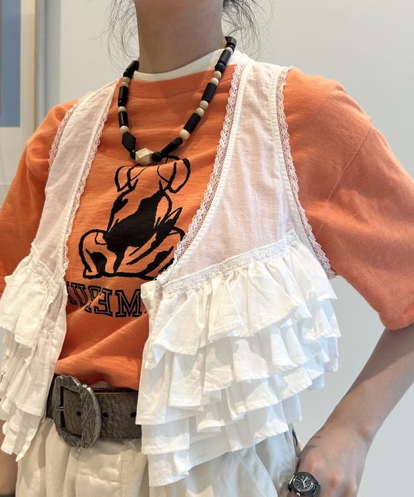 清水 彩乃さんの「BEAMS WOMEN｜ボーイ ドッグ Tシャツ」を使ったコーディネート