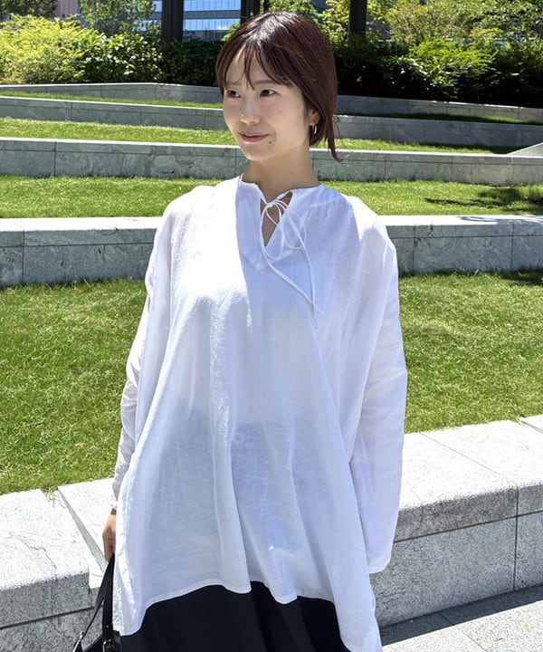 蒲原 捺美さんの「BEAMS WOMEN｜DOU BOCHI Eric Bergere / Ballarine ワンピース」を使ったコーディネート