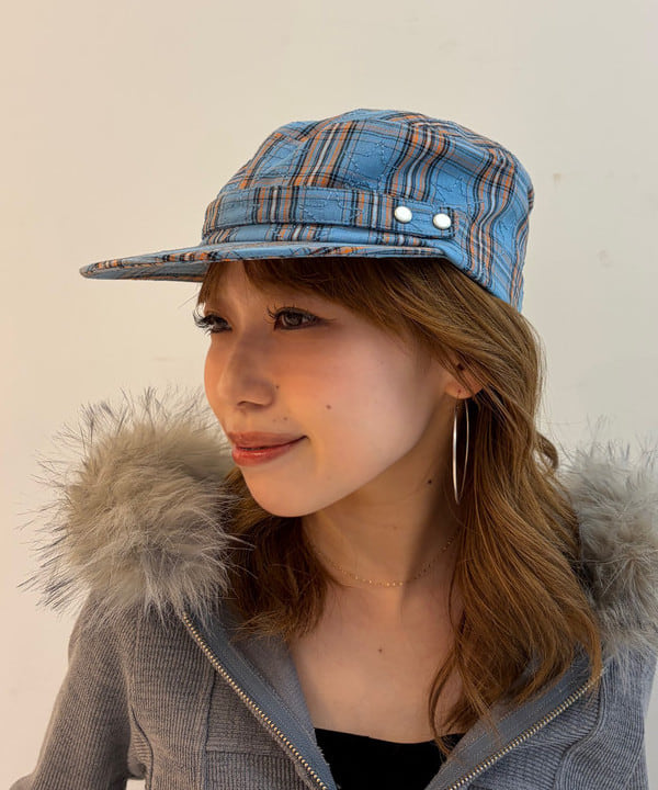 まゆちゃんさんの「BEAMS WOMEN｜スター 刺繍 チェック キャップ」を使ったコーディネート