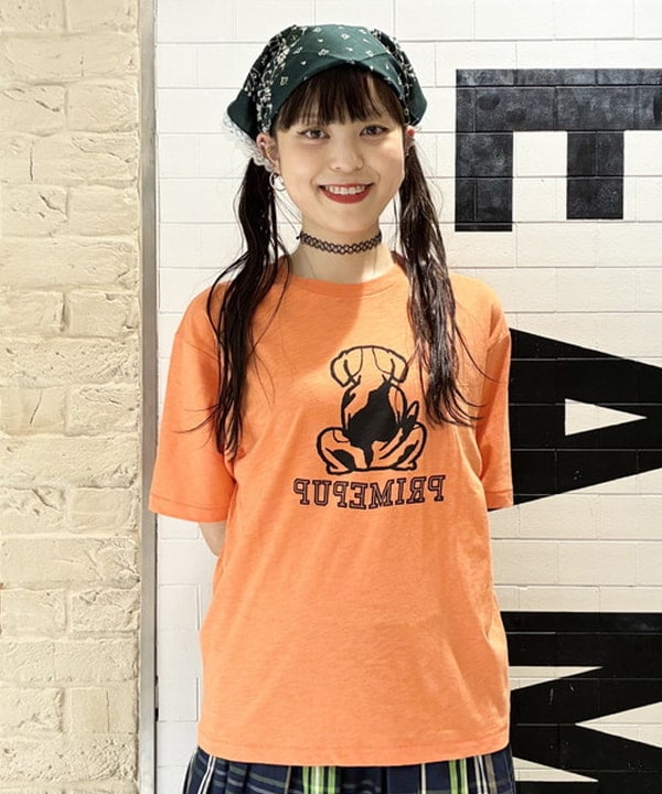 りかちょび/岸本梨佳さんの「BEAMS WOMEN｜ボーイ ビッグ タータン スカート」を使ったコーディネート