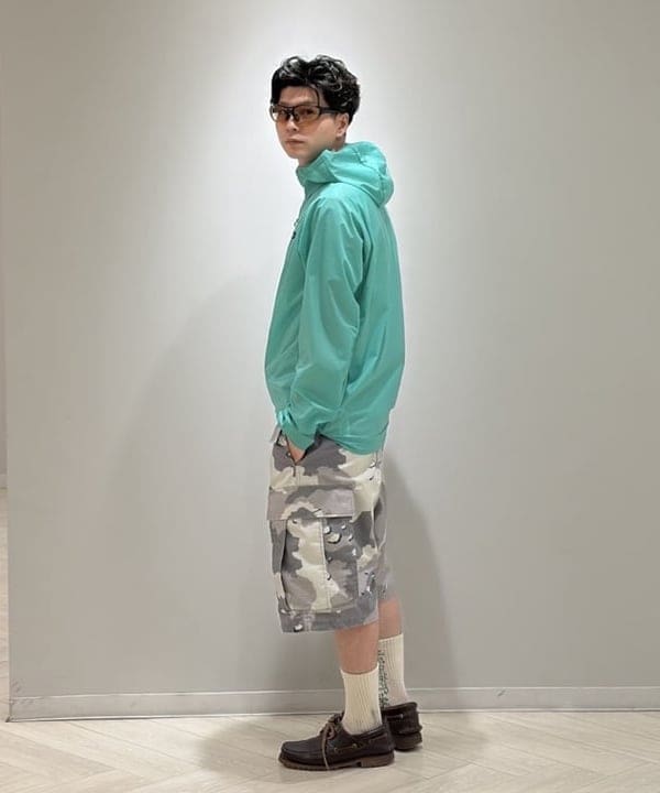 大野 滉太さんの「BEAMS WOMEN｜BEAMS / ビッグ 6ポケット カーゴ ショーツ」を使ったコーディネート
