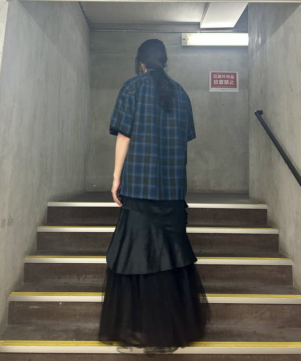 鎌田 悠次郎さんの「BEAMS WOMEN｜【別注】FRED PERRY / Mini Barrel Bag」を使ったコーディネート