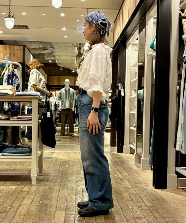 たぐみさんの「BEAMS WOMEN｜【別注】BUZZ RICKSON'S / USN デニム トラウザーズ」を使ったコーディネート