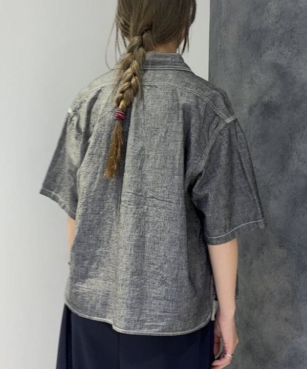 にしだてさんの「BEAMS WOMEN｜シャンブレー ショートスリーブ」を使ったコーディネート