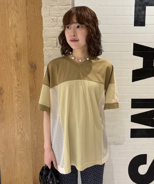 amaさんの「BEAMS WOMEN｜PUMA / 1976 マイクロ グリップ バッグ」を使ったコーディネート