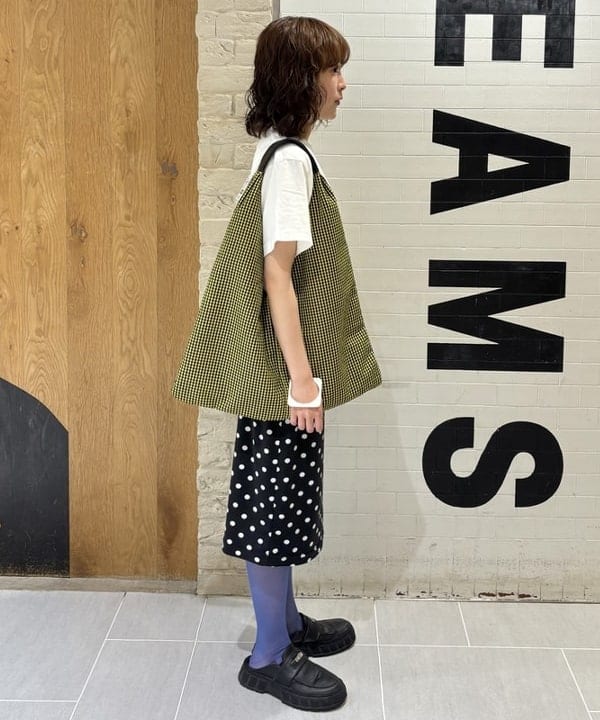 amaさんの「BEAMS WOMEN｜チェック トライアングル バッグ」を使ったコーディネート