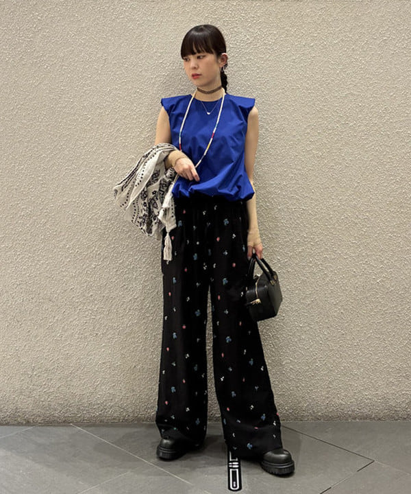 りかちょび/岸本梨佳さんの「BEAMS WOMEN｜ラッカーパール ロング ネックレス」を使ったコーディネート