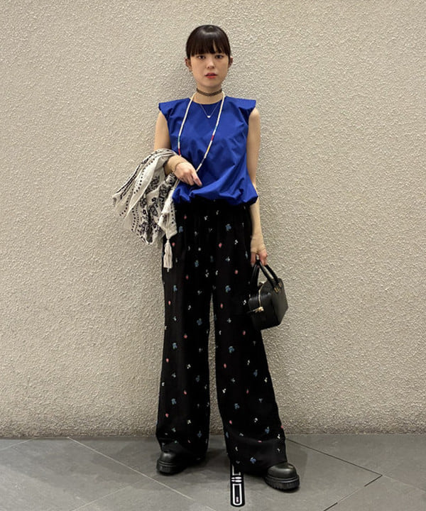 りかちょび/岸本梨佳さんの「BEAMS WOMEN｜ラッカーパール ロング ネックレス」を使ったコーディネート