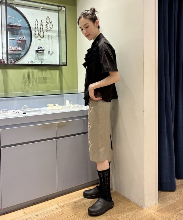 神坂 莉子さんの「BEAMS WOMEN｜PUMA / 1976 マイクロ グリップ バッグ」を使ったコーディネート