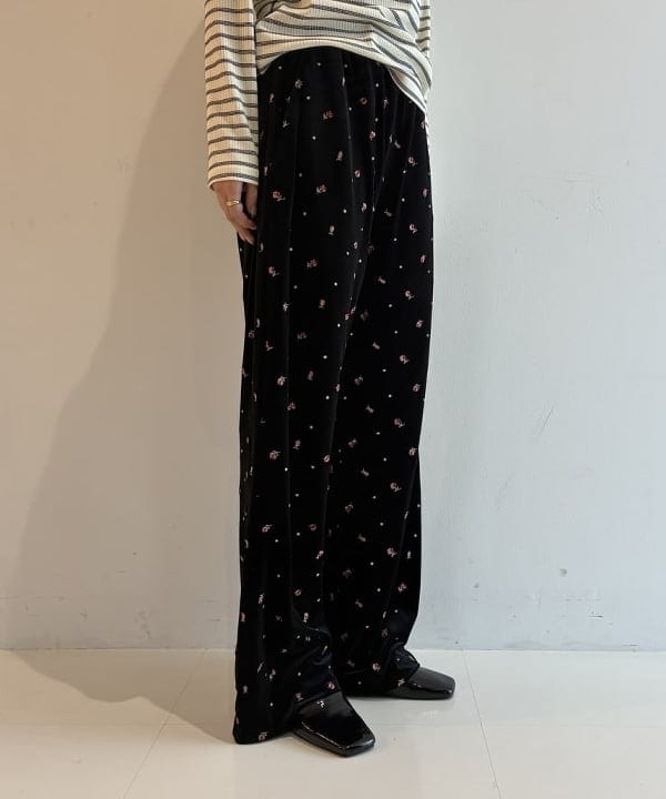 Hazukiさんの「BEAMS WOMEN｜RIB ボーダー ヘンリーネック Tシャツ」を使ったコーディネート