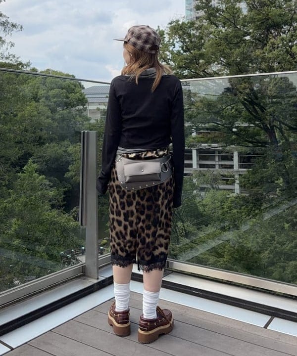 まゆちゃんさんの「BEAMS WOMEN｜ミリタリー リブ ロング」を使ったコーディネート