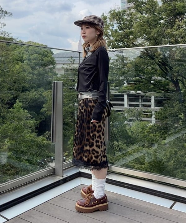 まゆちゃんさんの「BEAMS WOMEN｜ミリタリー リブ ロング」を使ったコーディネート