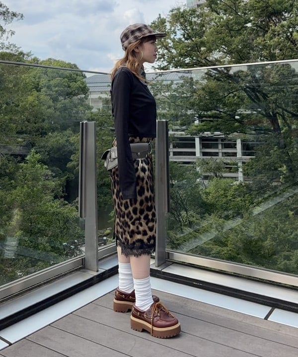 まゆちゃんさんの「BEAMS WOMEN｜ミリタリー リブ ロング」を使ったコーディネート