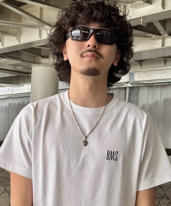 Gazziさんの「BEAMS WOMEN｜【別注】NULL TOKYO /  CHECK DENIM SHORTS」を使ったコーディネート