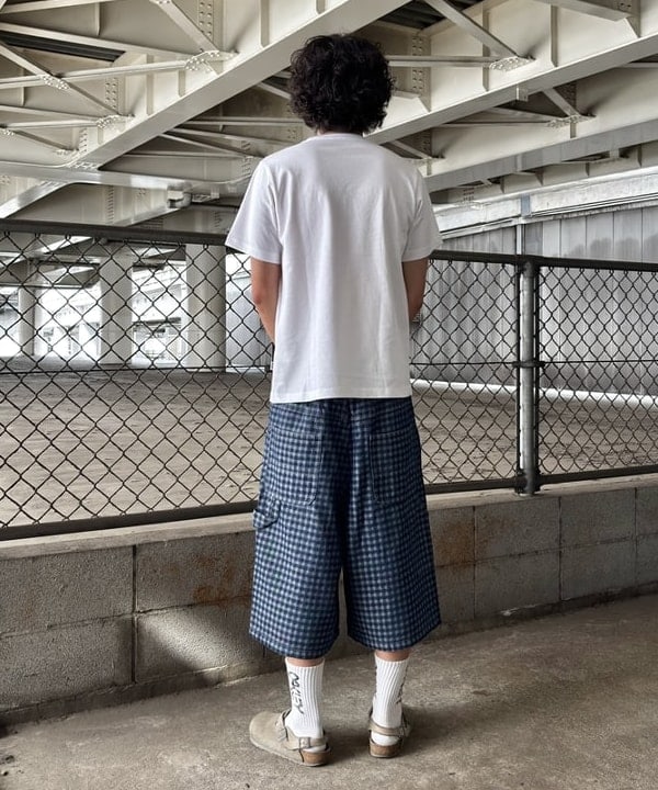 Gazziさんの「BEAMS WOMEN｜【別注】NULL TOKYO /  CHECK DENIM SHORTS」を使ったコーディネート