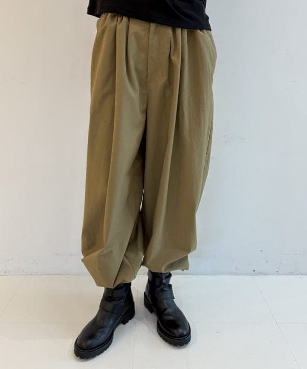 ササキさんの「BEAMS WOMEN｜サイド ベルト ワイド パンツ」を使ったコーディネート