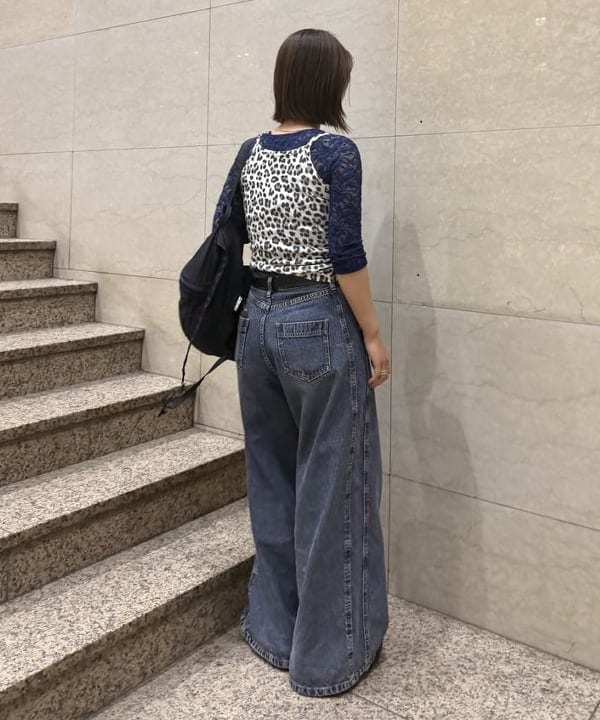 松本 佳菜子さんの「BEAMS WOMEN｜パッカブル バックパック　　26SS リュック トレンド アウトドア 小さめ 通勤 通学 コンパクト収納 軽量 」を使ったコーディネート