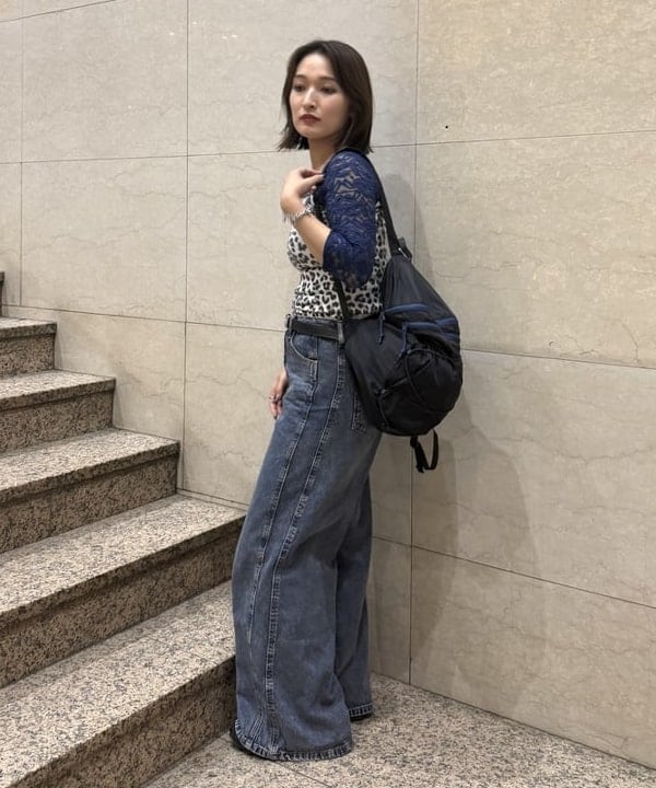 松本 佳菜子さんの「BEAMS WOMEN｜パッカブル バックパック　　26SS リュック トレンド アウトドア 小さめ 通勤 通学 コンパクト収納 軽量 」を使ったコーディネート