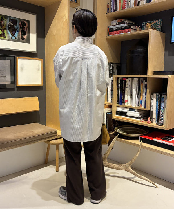 吉野 多恵さんの「BEAMS WOMEN｜【別注】L.L.Bean / Deep Bottom Leather Handle Zip Tote Mini」を使ったコーディネート