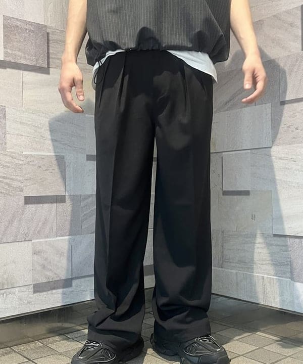 古谷 宗史さんの「TW ハーフジップ シャツ【ワイドフィット】」を使ったコーディネート