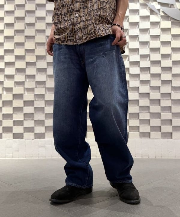 三宅 雄平さんの「BEAMS WOMEN｜Open Collar Block Print ③」を使ったコーディネート