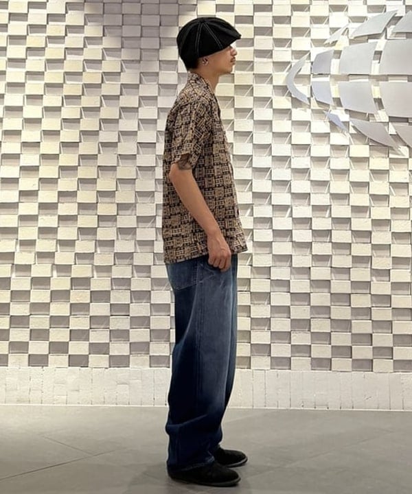 三宅 雄平さんの「BEAMS WOMEN｜Open Collar Block Print ③」を使ったコーディネート