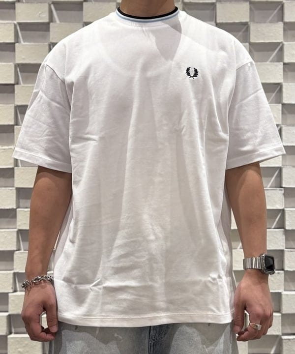 KUROCHANさんの「BEAMS WOMEN｜BEAMS｜【別注】FRED PERRY / Oversized Tipped Pique T-shirt｜Tシャツ｜半袖 鹿の子素材」を使ったコーディネート