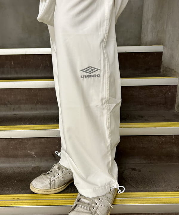 鎌田 悠次郎さんの「BEAMS WOMEN｜ダブル ポケット ステッチ シャツ 【ワイドフィット】」を使ったコーディネート