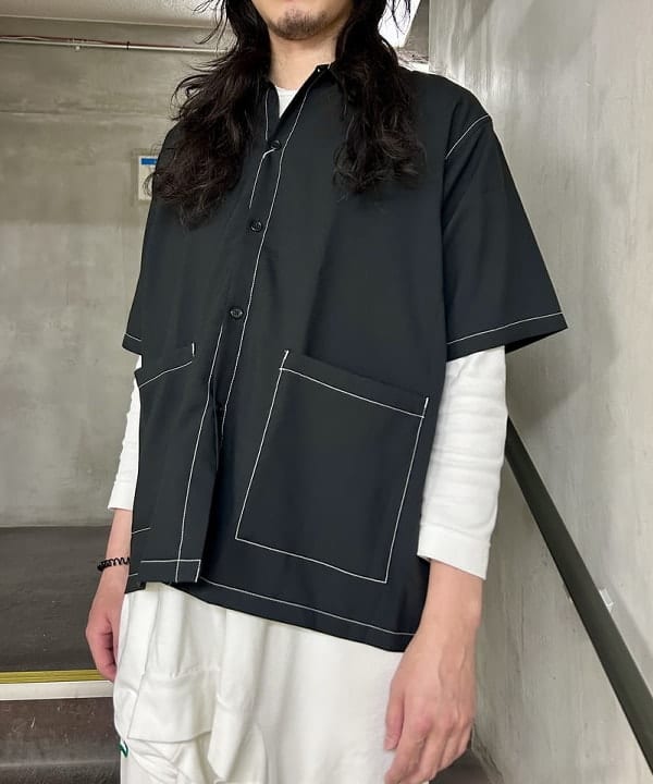 鎌田 悠次郎さんの「BEAMS WOMEN｜ダブル ポケット ステッチ シャツ 【ワイドフィット】」を使ったコーディネート
