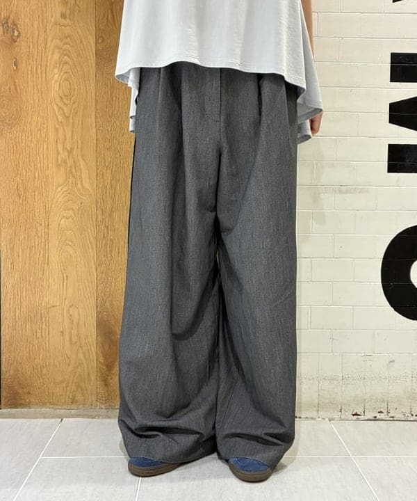 ヒライさんの「BEAMS WOMEN｜【接触冷感・UVカット】コットン バックフレア ノースリーブ プルオーバー」を使ったコーディネート