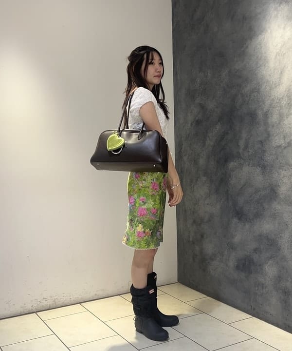 ハルカさんの「BEAMS WOMEN｜レース パフスリーブ ビスチェ」を使ったコーディネート
