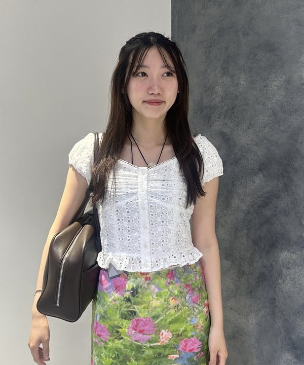 ハルカさんの「BEAMS WOMEN｜レース パフスリーブ ビスチェ」を使ったコーディネート