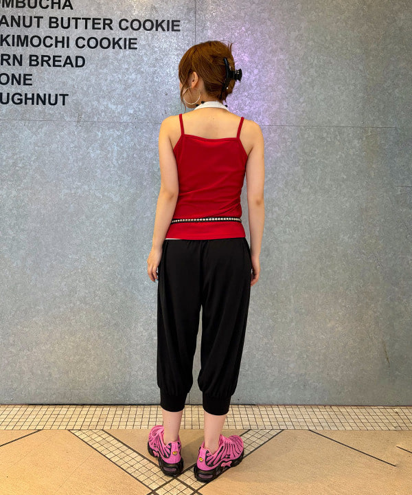 まゆちゃんさんの「BEAMS WOMEN｜JENNIE / Logo Camisole」を使ったコーディネート