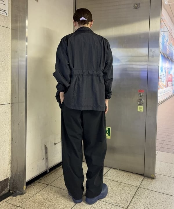 マツミヤさんの「BEAMS WOMEN｜ナイロン オックス ミリタリー ブルゾン」を使ったコーディネート