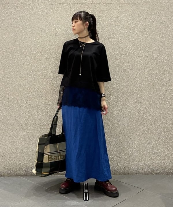 りかちょび/岸本梨佳さんの「BEAMS WOMEN｜シンプル リネン スカート .M」を使ったコーディネート
